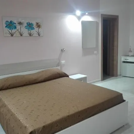 Nocleg ze śniadaniem Tra La Montagna E Il Mare 3*